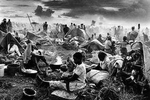 "Exodus" - Sebastião Salgado 